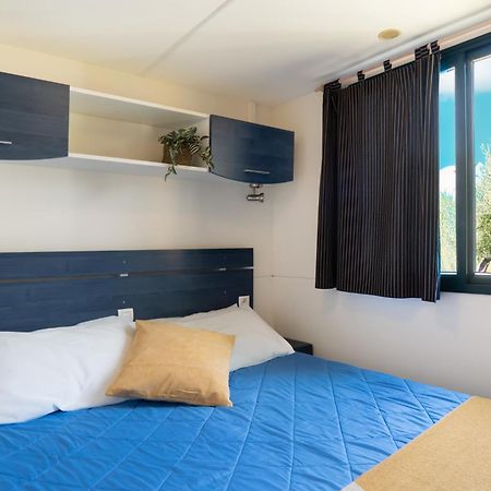 Sereno Camping Holiday Moniga del Garda Екстер'єр фото