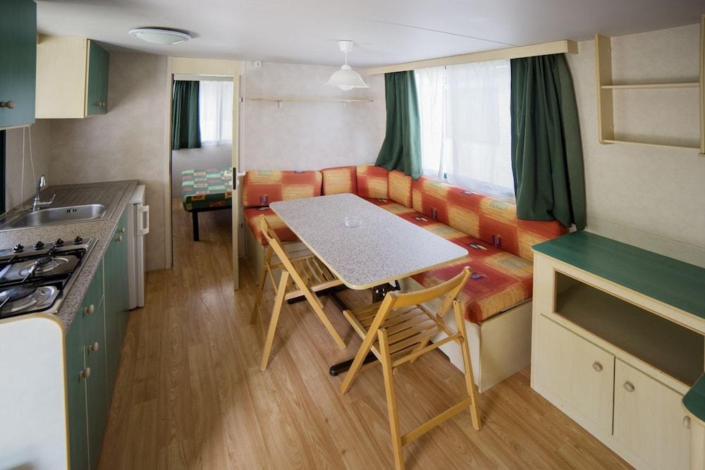 Sereno Camping Holiday Moniga del Garda Екстер'єр фото
