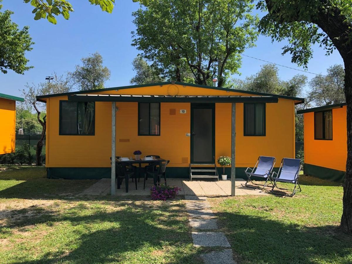 Sereno Camping Holiday Moniga del Garda Екстер'єр фото