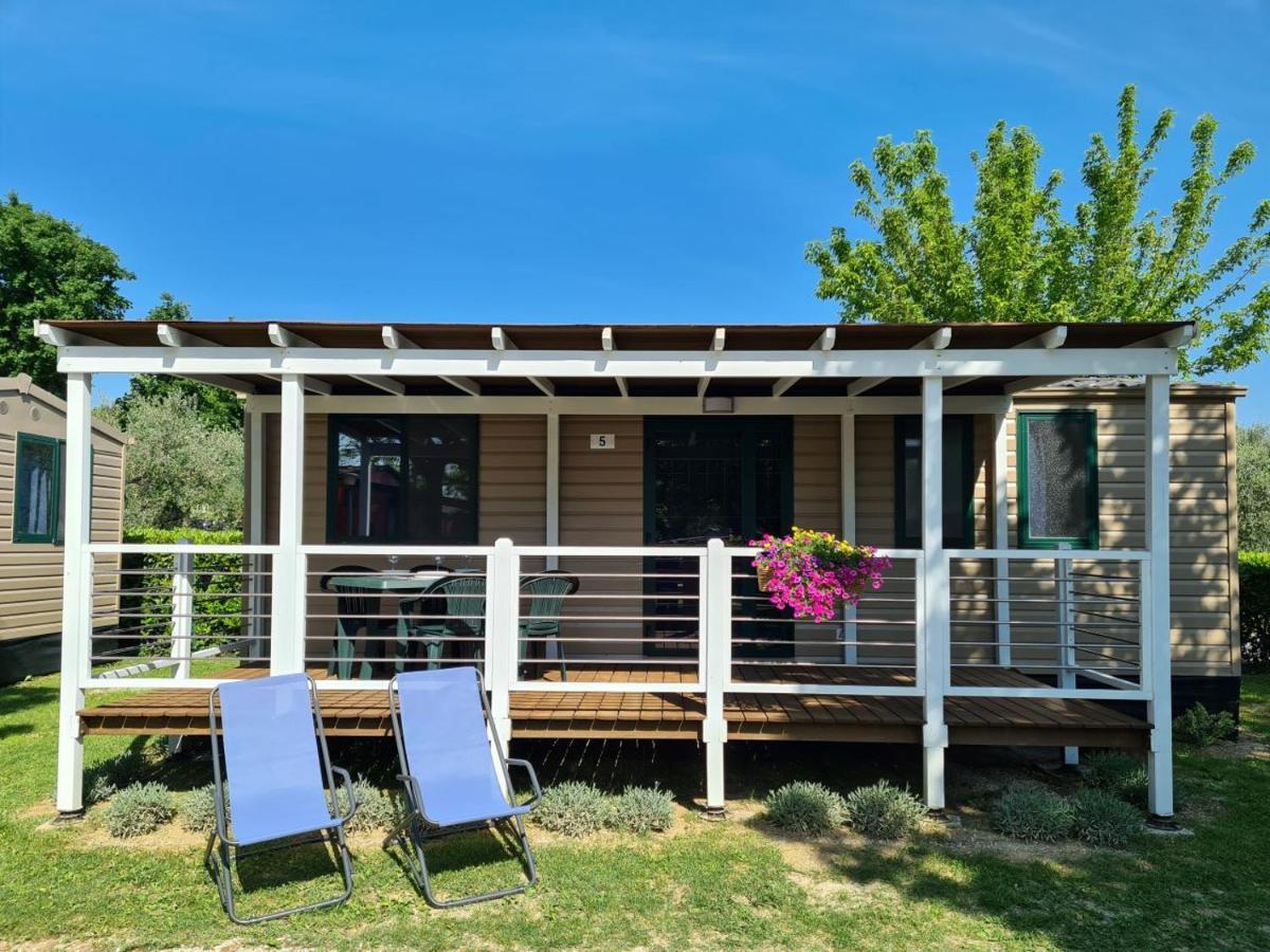Sereno Camping Holiday Moniga del Garda Екстер'єр фото