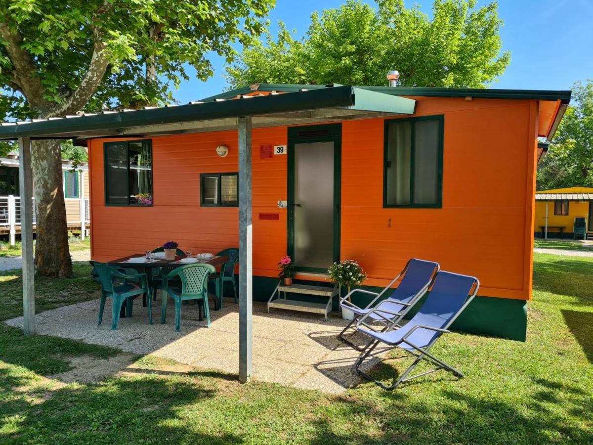 Sereno Camping Holiday Moniga del Garda Екстер'єр фото