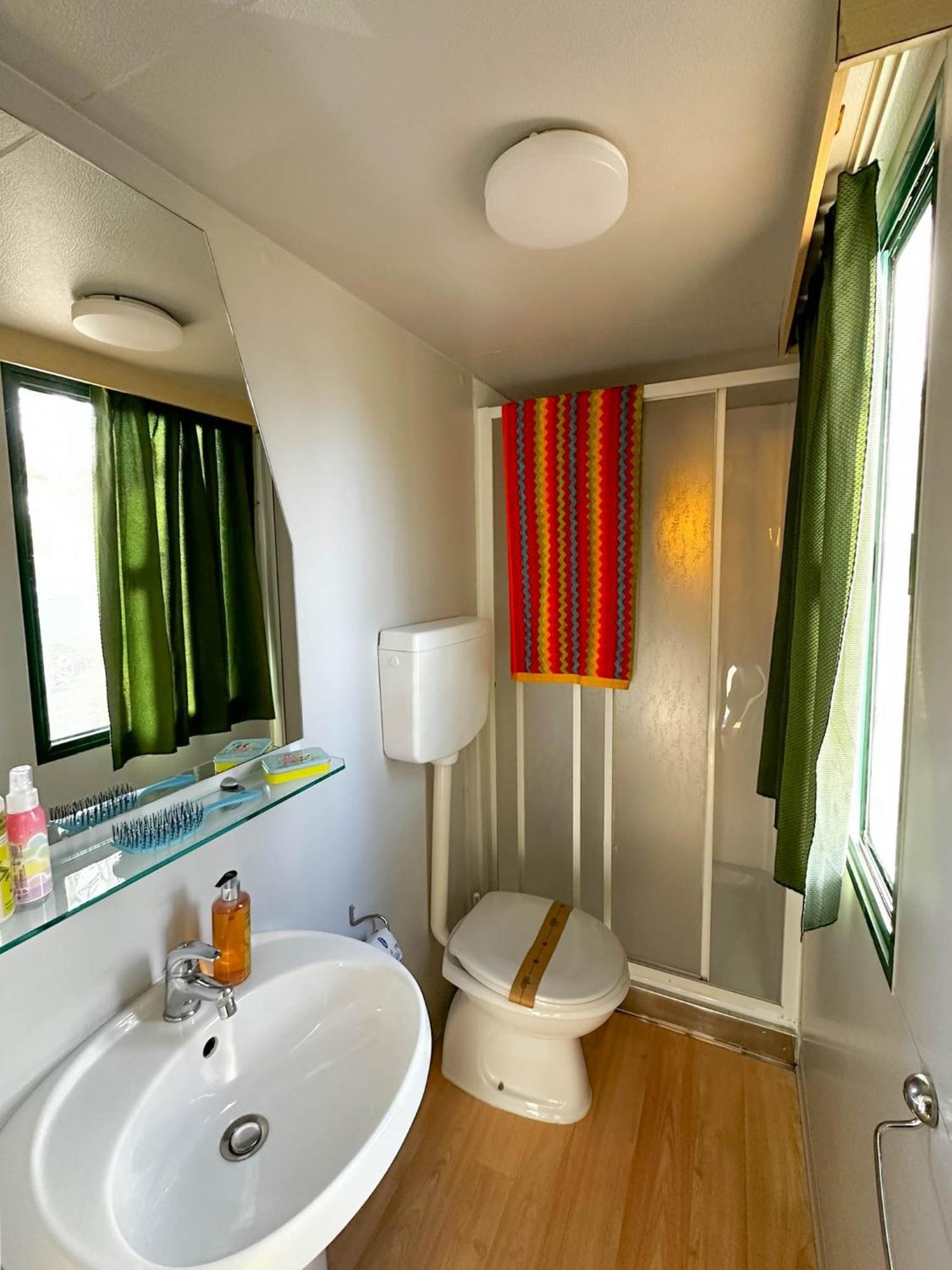 Sereno Camping Holiday Moniga del Garda Екстер'єр фото