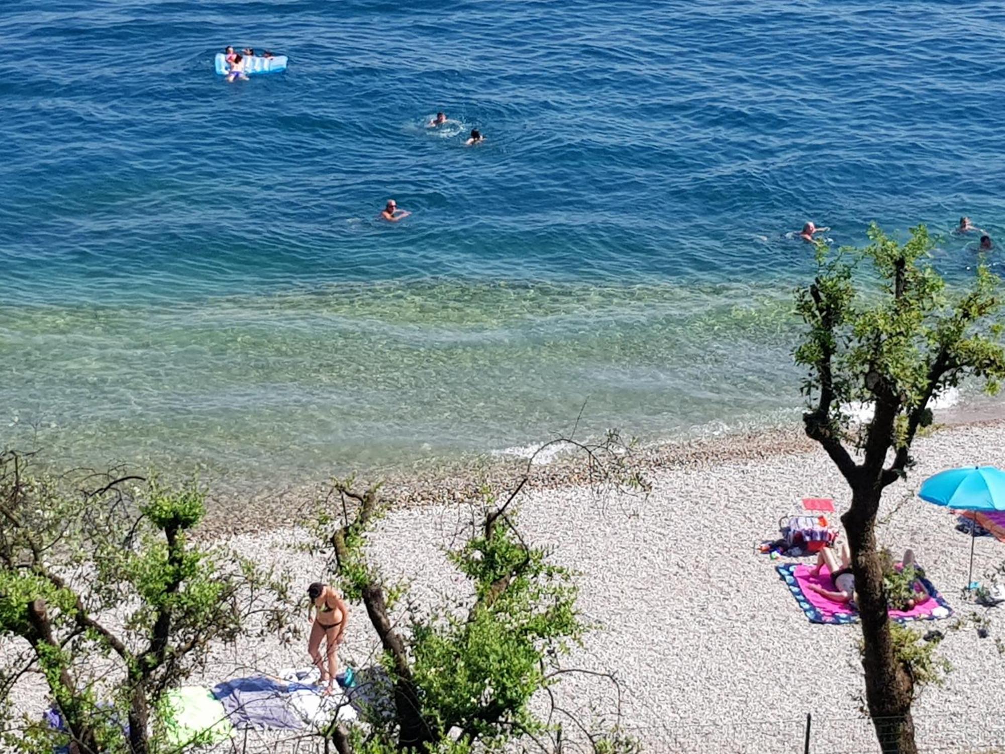 Sereno Camping Holiday Moniga del Garda Екстер'єр фото