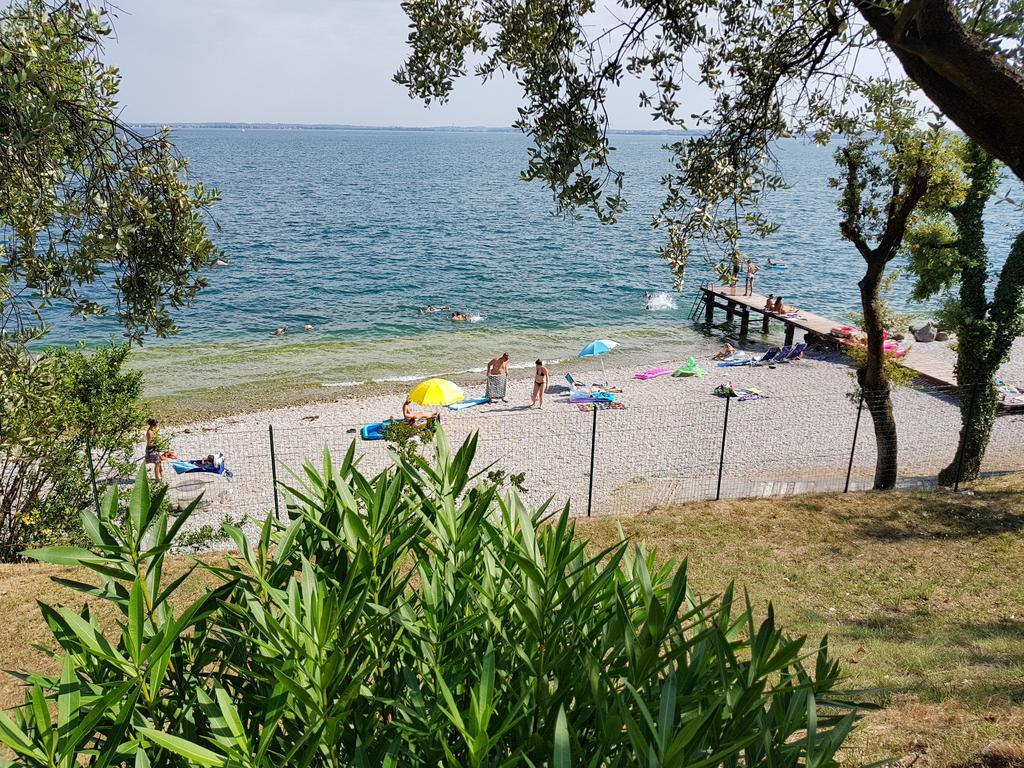 Sereno Camping Holiday Moniga del Garda Екстер'єр фото